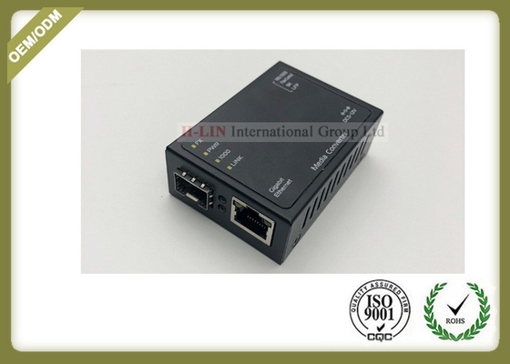 Chine Mini C.C industriel professionnel 5V~12V du convertisseur 10/100/1000Mbps de supports optiques de contrat de taille fournisseur